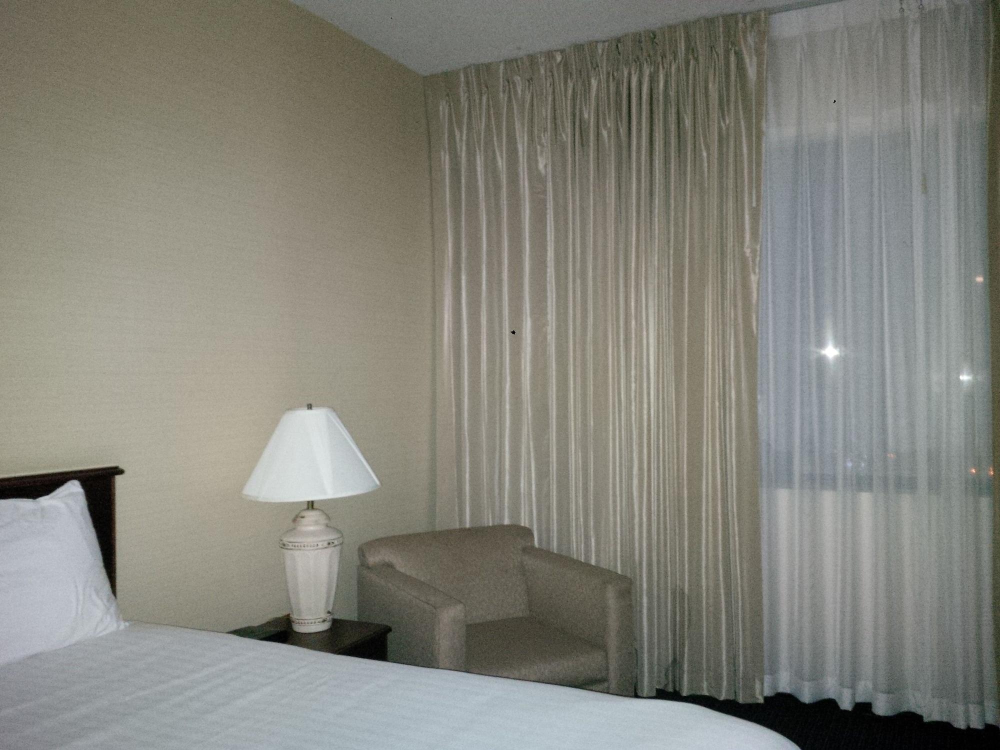 Maron Hotel & Suites Danbury Dış mekan fotoğraf