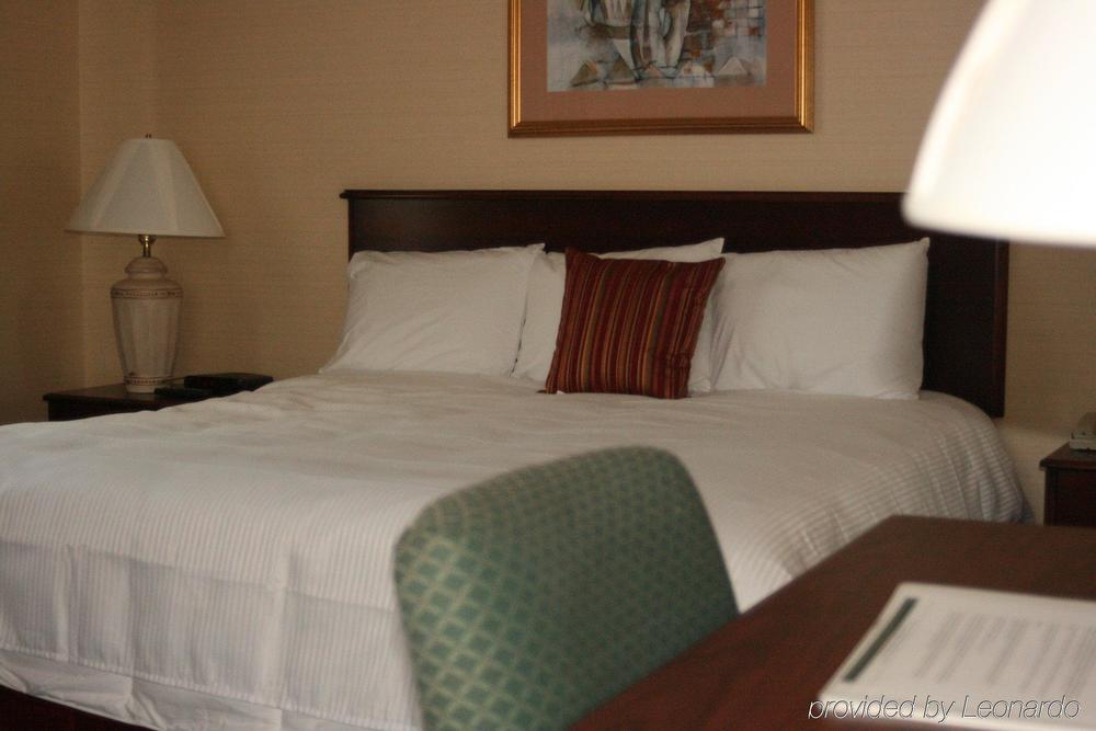 Maron Hotel & Suites Danbury Oda fotoğraf