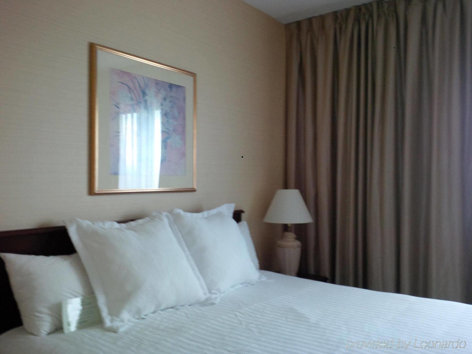Maron Hotel & Suites Danbury Dış mekan fotoğraf
