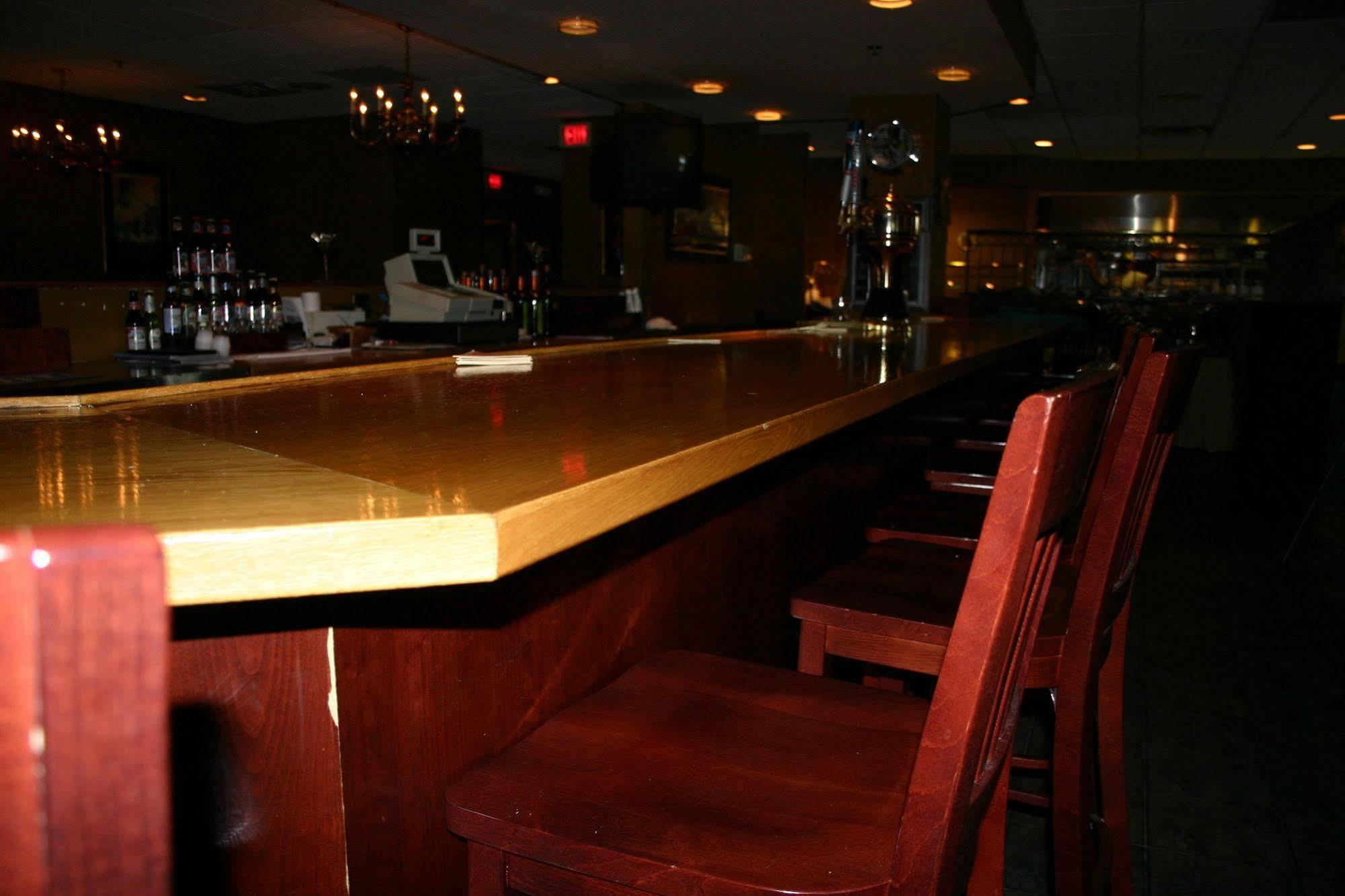 Maron Hotel & Suites Danbury Dış mekan fotoğraf
